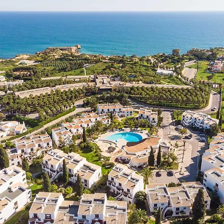 Apartamento Beachside Bliss T2 With Pool & Access By Drago Albufeira