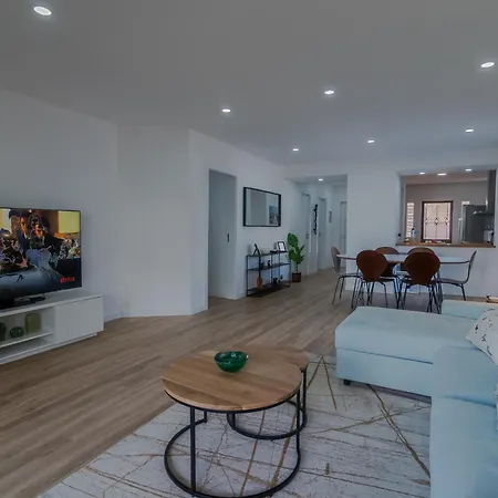 Beachside Bliss T2 With Pool & Access By Drago * Albufeira