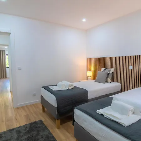 Beachside Bliss T2 With Pool & Access By Drago