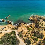 Beachside Bliss T2 With Pool & Access By Drago