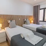 Apartment Beachside Bliss T2 With Pool & Access By Drago *
