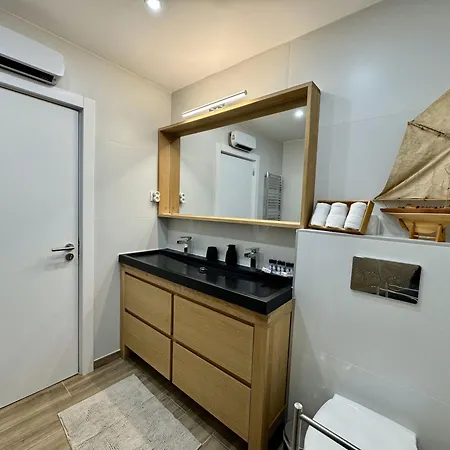 Apartment Beachside Bliss Refurbished Pool And *