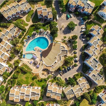 아파트 Beachside Bliss T2 With Pool & Access By Drago 알부페이라