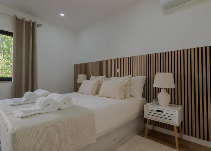 Beachside Bliss T2 With Pool & Access By Drago דירה אלבופיירה